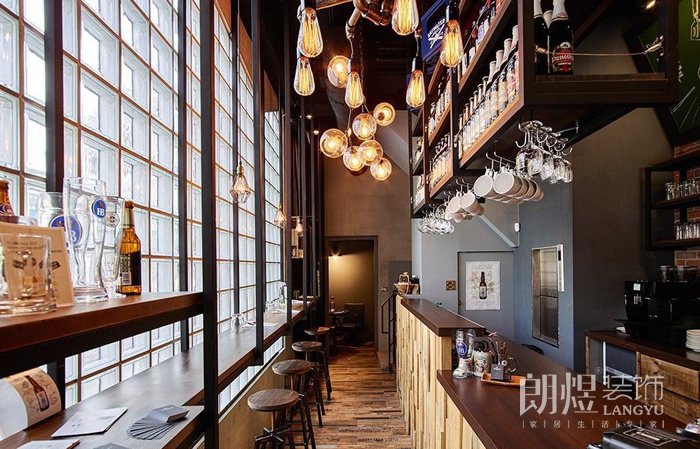 工業(yè)飯店裝修風(fēng)格圖片