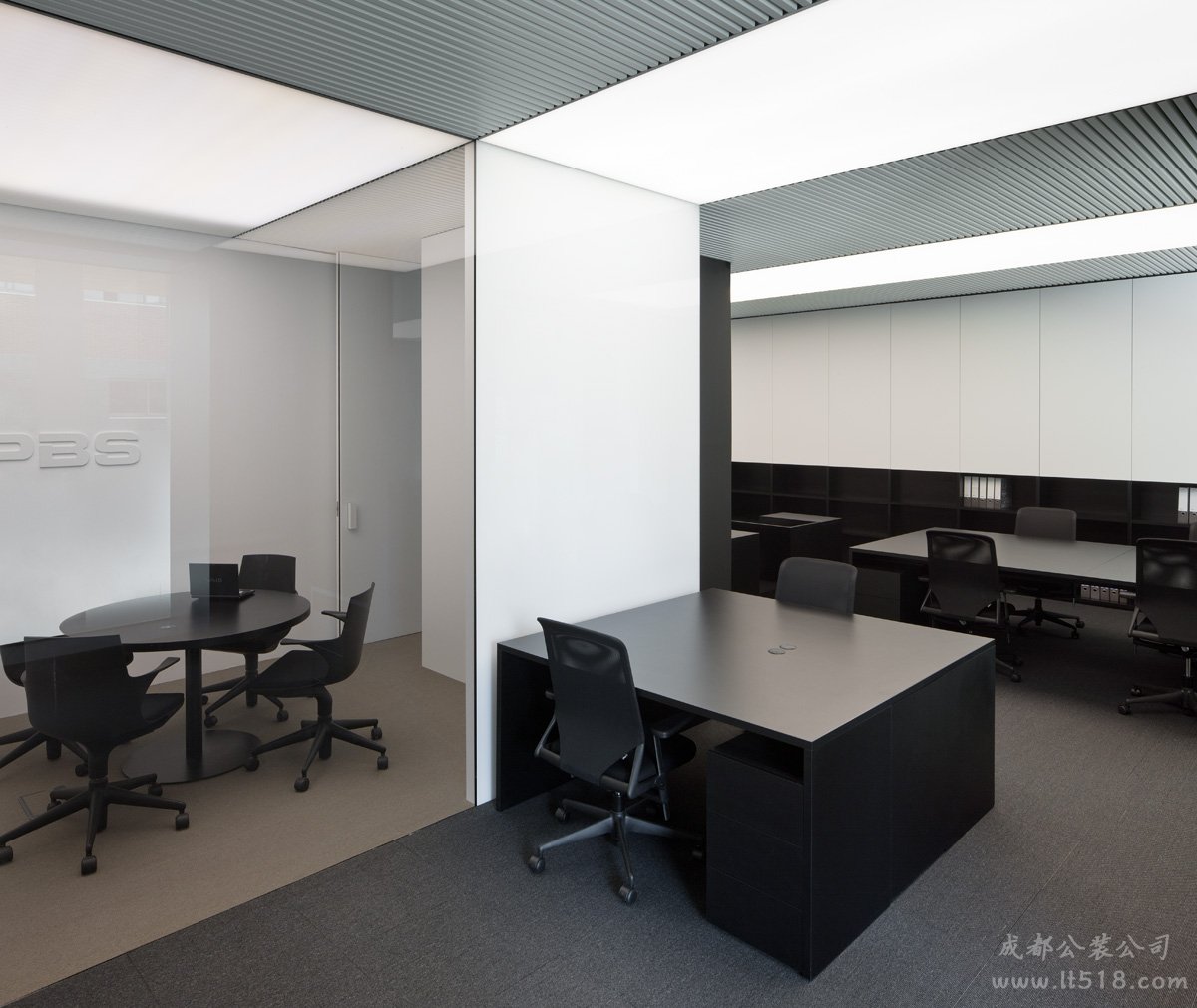 成都辦公室裝修哪家好?辦公室裝修應(yīng)該注意什么?